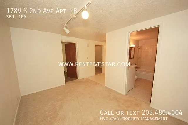 1789 S 2nd Ave #B — Photo 11