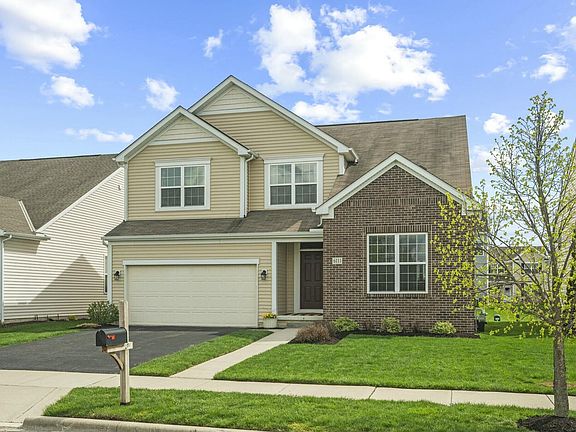 3rd image of 6111 Fallsburg Dr