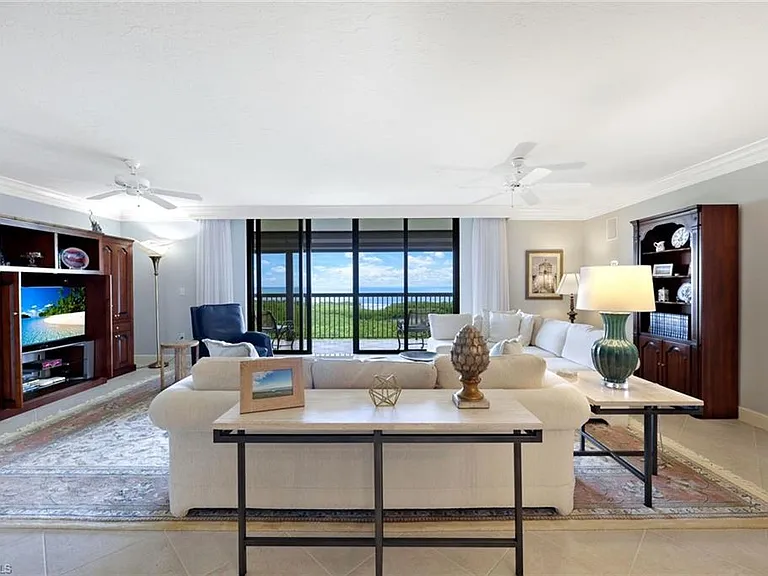 6075 Pelican Bay Blvd #1101 — Photo 3