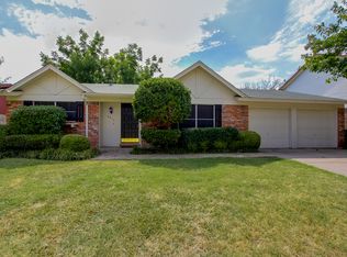 6913 Bennington Dr, Watauga, TX 76148