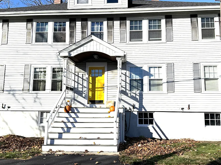 75 Sterling St #4 — Photo 14