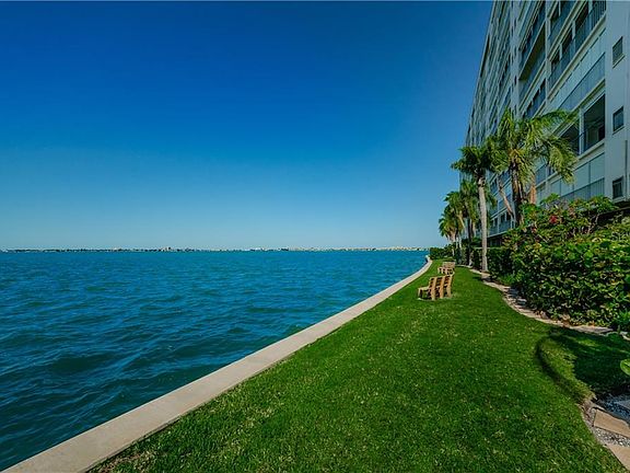 4th image of 6060 Shore Blvd S APT 105