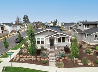 20693 SE Cougar Peak Dr, Bend, OR 97702