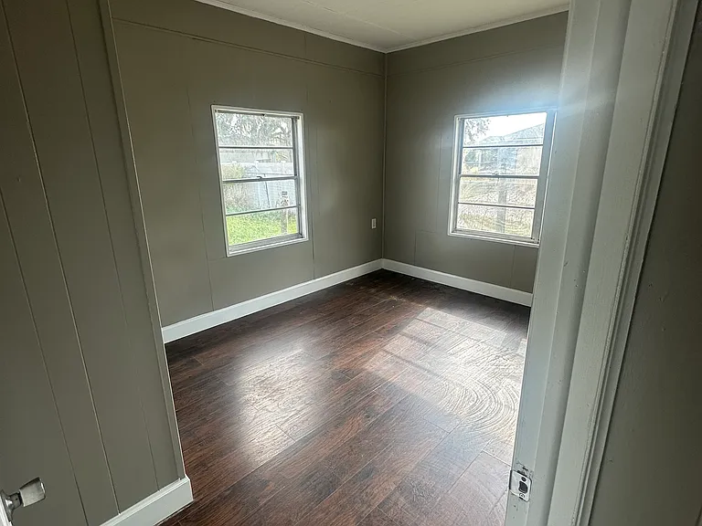 2812 Clemons Rd — Photo 8