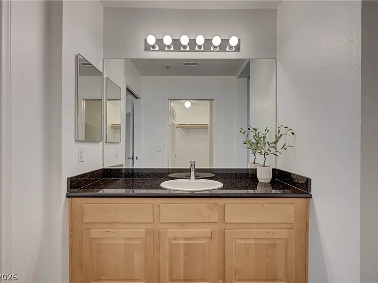 55 E Agate Ave #304 — Photo 24