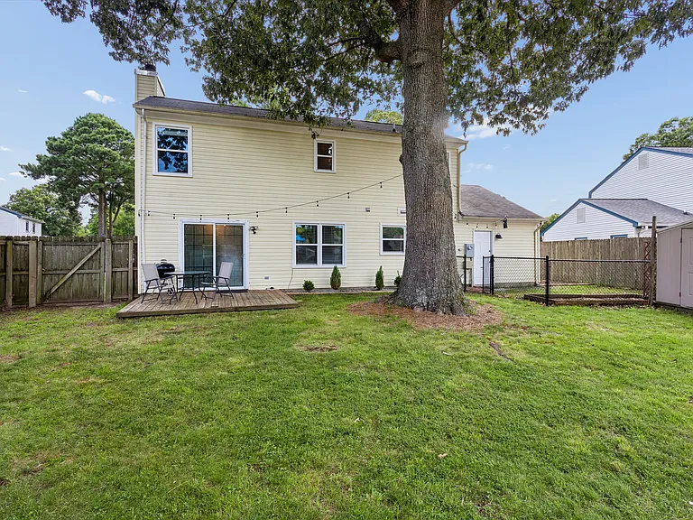 160 Fairmont Dr — Photo 43