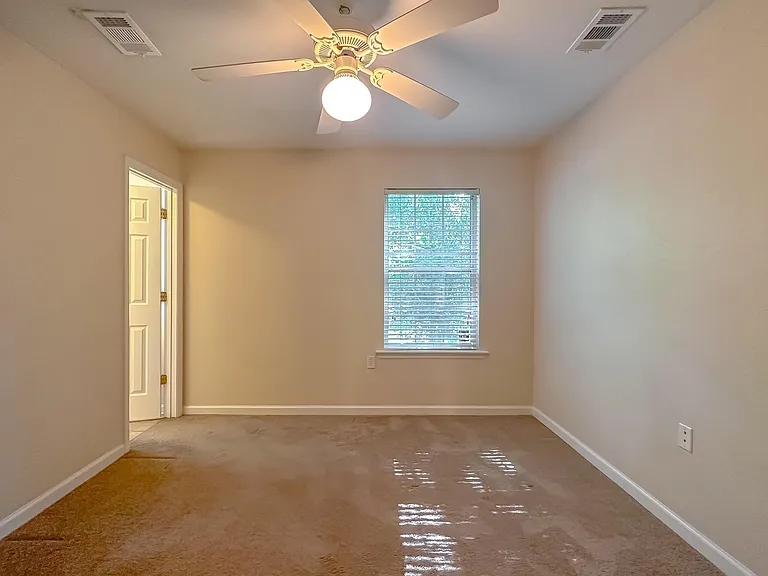 2738 W Tharpe St #1805 — Photo 19