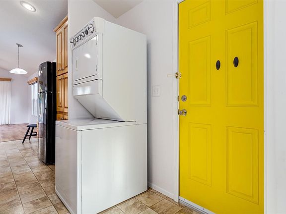 4th image of 3042 River Rd #107