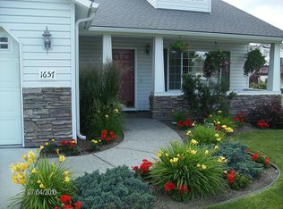 1657 S Riverside Harbor Dr, Post Falls, ID 83854