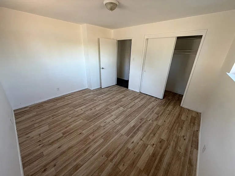 11322 Franklin Blvd — Photo 19