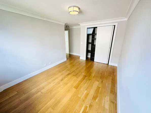 50 West 97th Street image 4 of 10