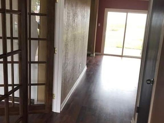 4th image of 2421 Boca Chica Dr