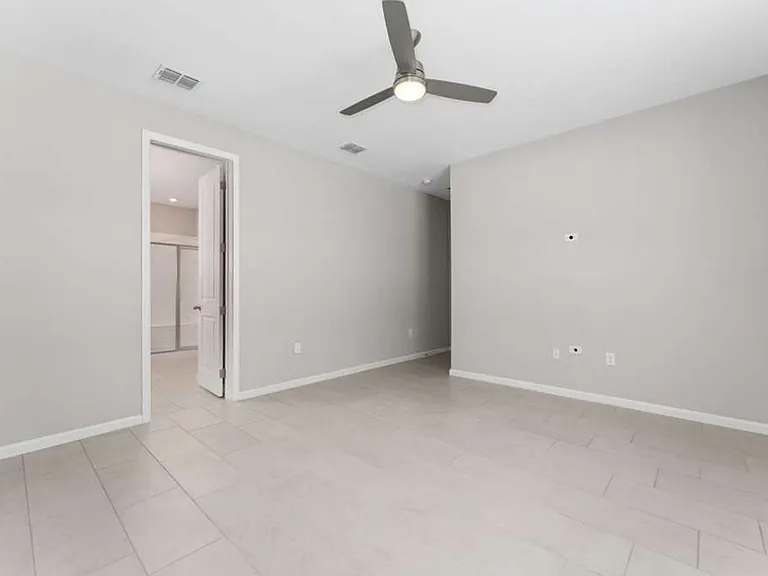 1434 Maddie Berry Ln — Photo 17