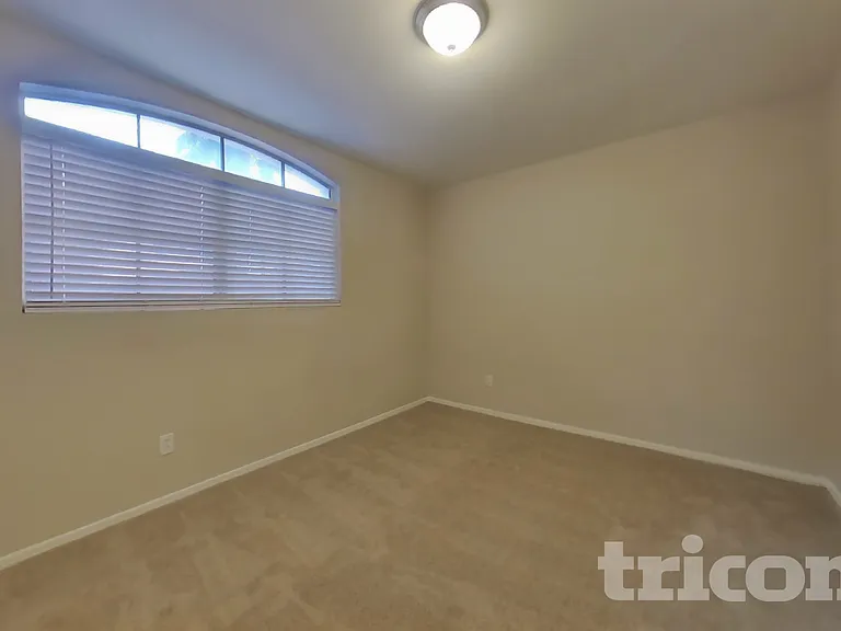 17220 N Wavyleaf Ave — Photo 12