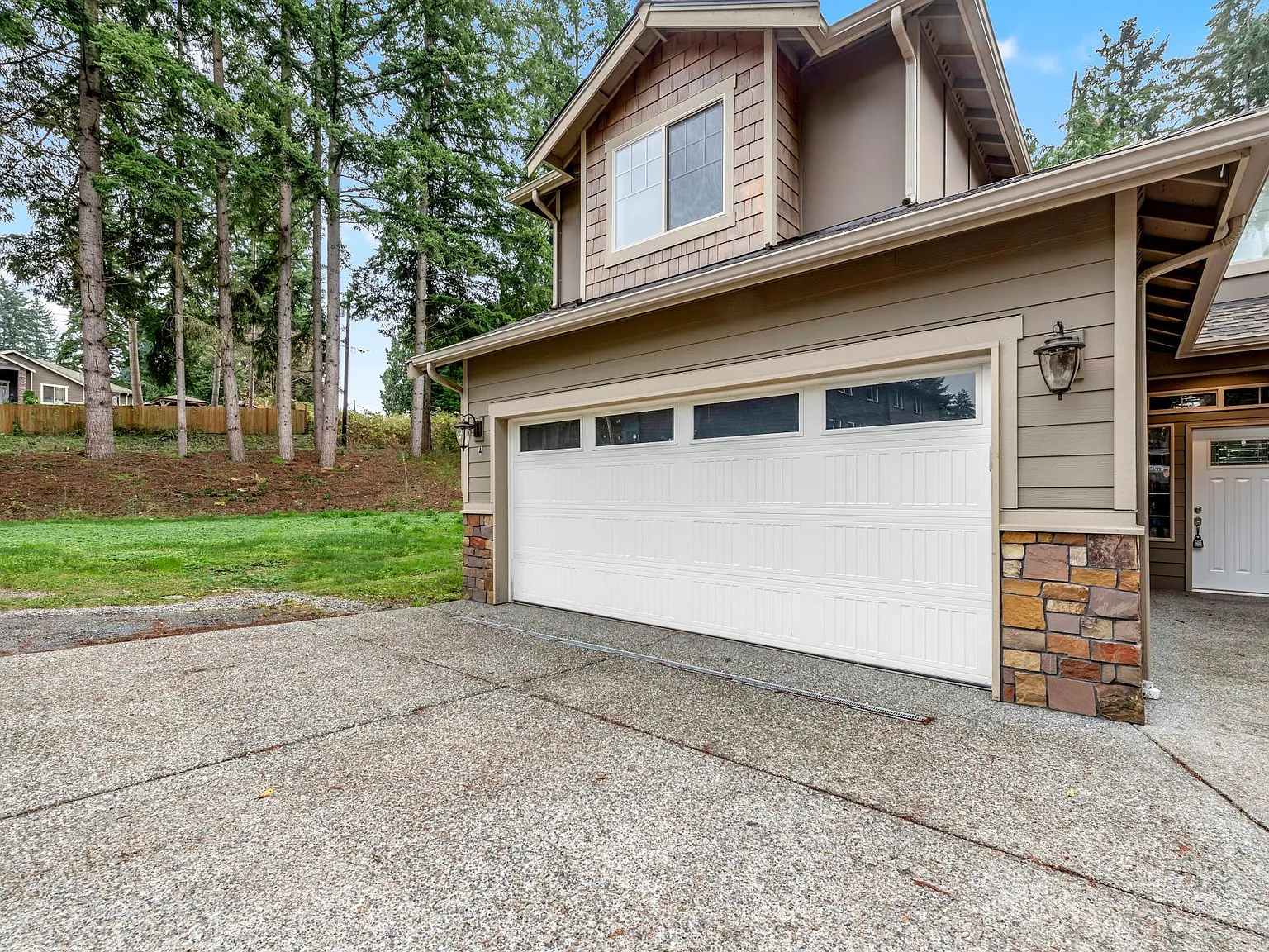 3 bed, 2.5 bath, 1430 sqft, $3,095 — Photo 1