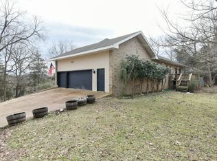 194 Dogwood Ln, Hollister, MO 65672