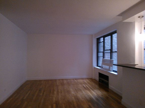 2nd image of 208 E 70th St APT 4A