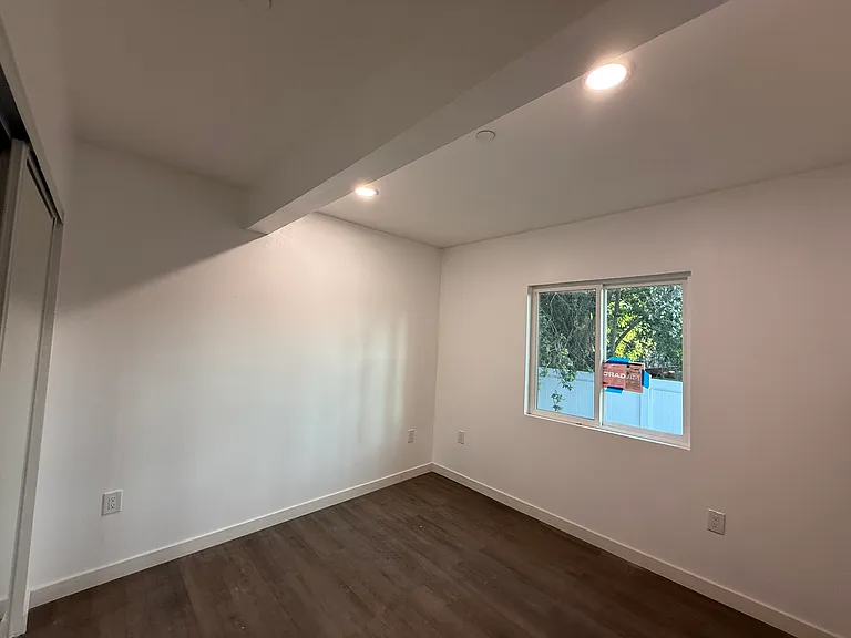 14273 Eastridge Dr — Photo 34
