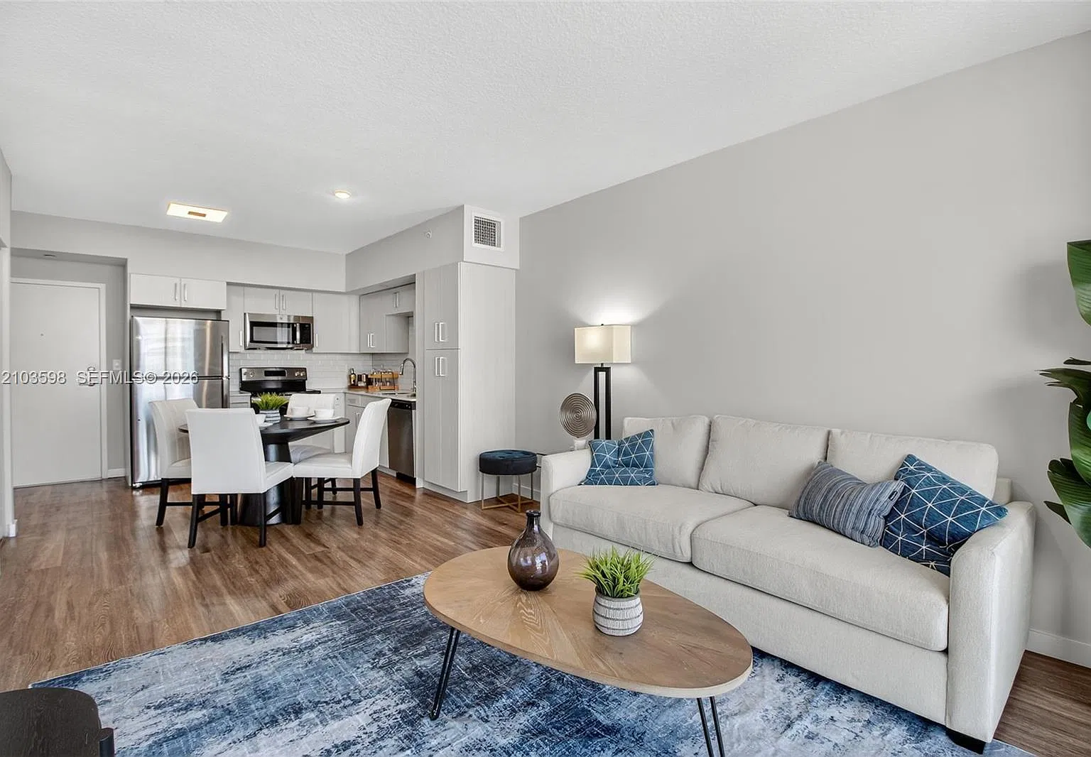 1 bed, $2,350 — Photo 1