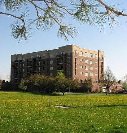 5th image of 615 Perrie Dr APT 407-3