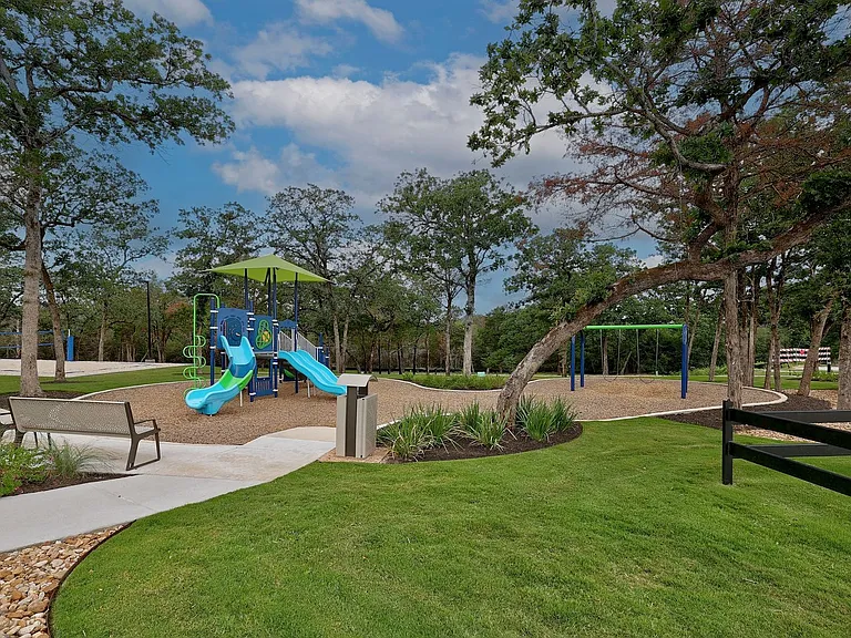 358 San Juan Trl — Photo 16