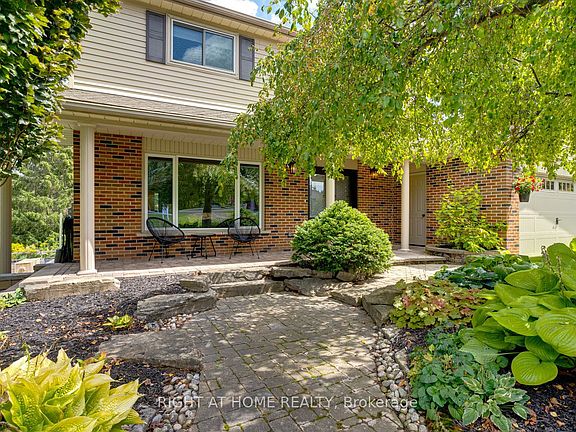 3rd image of 63 Robinglade Ave
