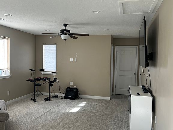4th image of 12043 S El Capitan Ln