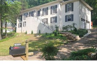 1808 Mountainbrook Dr SE, Huntsville, AL 35801