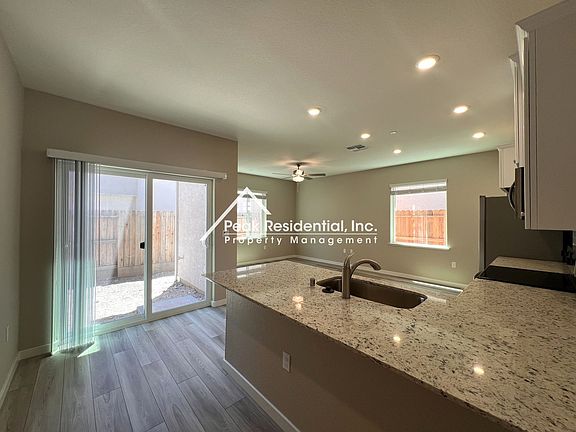 4th image of 2973 Bowery Ln