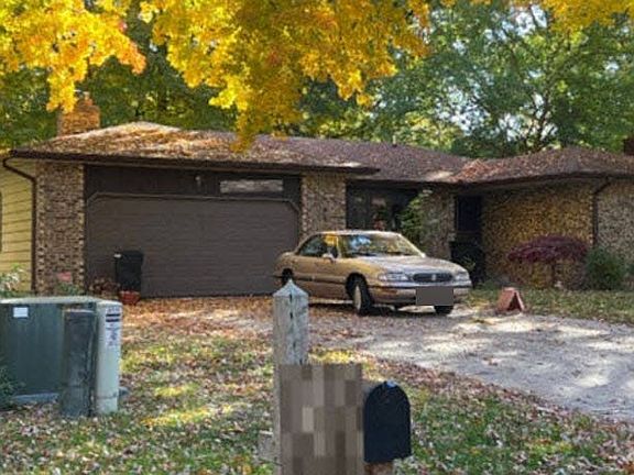3rd image of 4788 Grenadier Dr SW