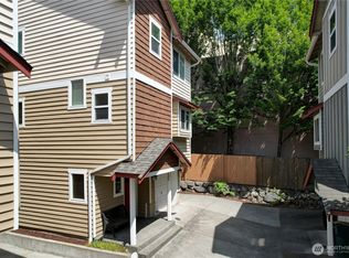 132 N 101st Street, Seattle, WA 98133