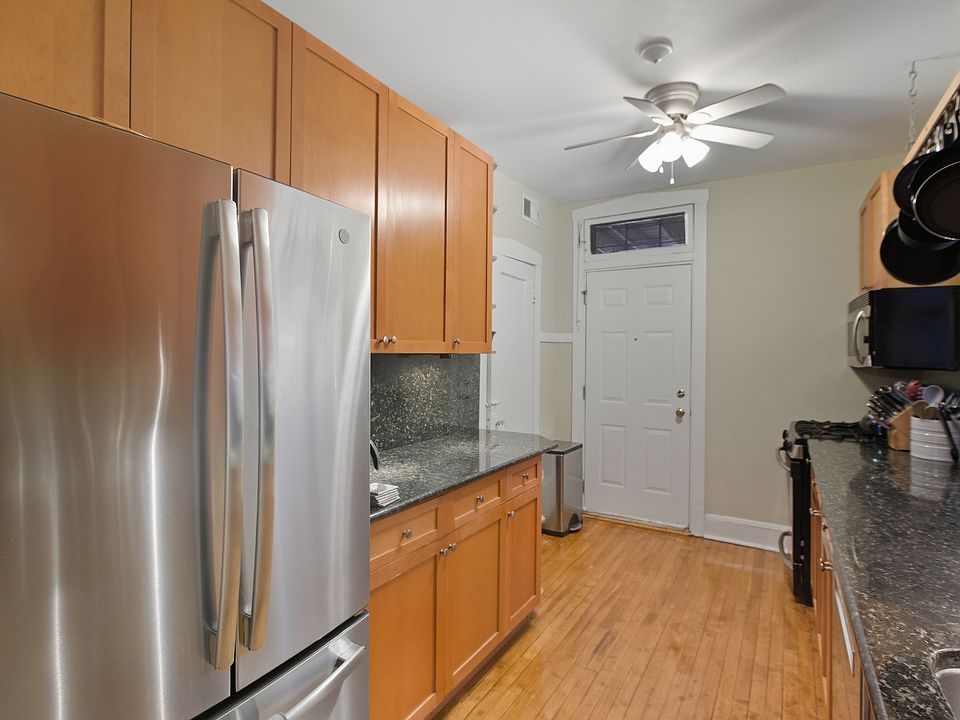 1st image of 1624 W Olive Ave #2