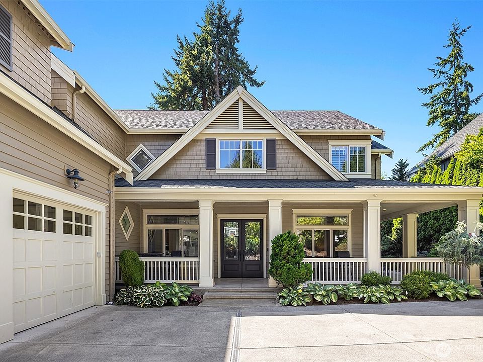 1st image of 805 92nd Avenue NE