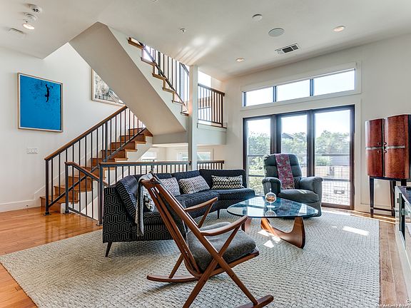 5th image of 318 W GRAYSON ST #405