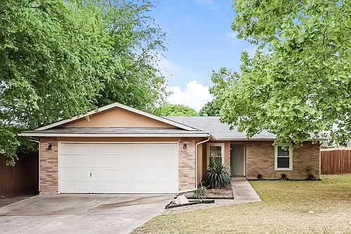 10614 Cherry Laurel Photo 1