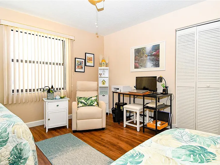 2225 Cypress Ct #2C — Photo 17