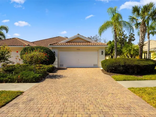 7772 Camminare Dr, Sarasota, FL 34238