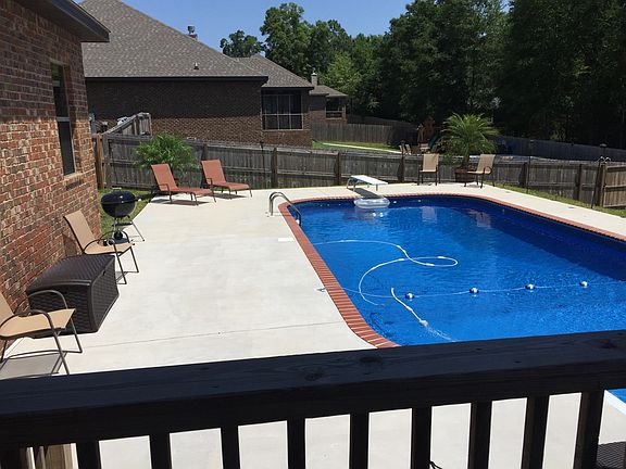 Beautiful Salt water pool