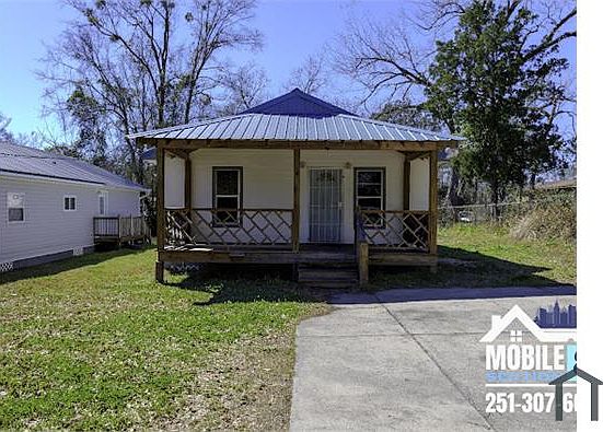 3rd image of 3413 Emerald St