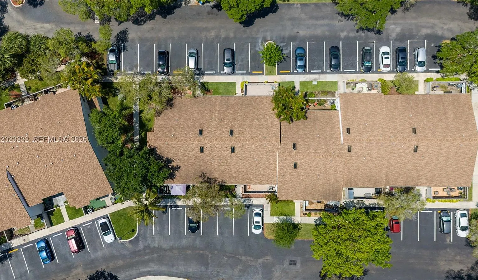 Nob Hill At Welleby Condo — Photo 3