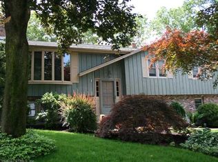 92 Simpkins Dr, Bristol, CT 06010