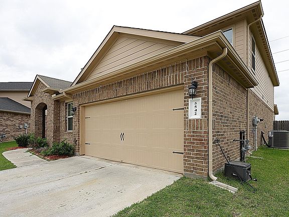 3rd image of 5542 Redwood Summit Ln