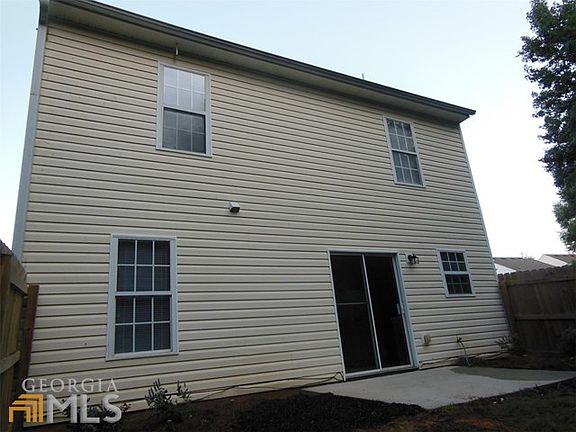 2nd image of 409 Village Bluff Dr