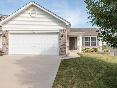 1609 Homefield Meadows Dr, O'Fallon, MO, 63366