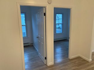 1007 Strong St FLOOR 1, Schenectady, NY 12307