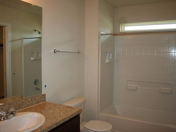 4th image of 21447 Wilona Way