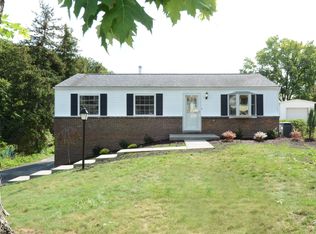 117 Warwick Dr, Monaca, PA
