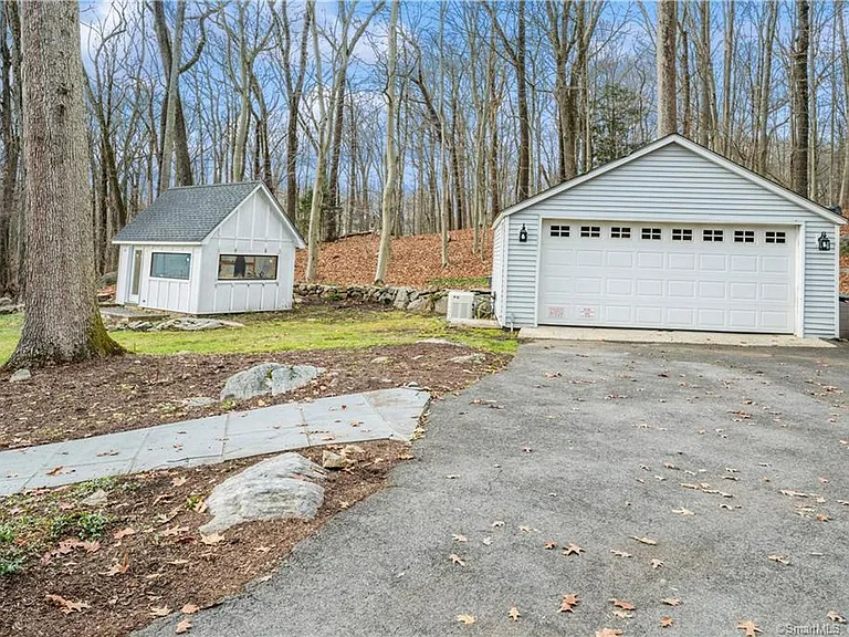 2428 Long Ridge Rd — Photo 6