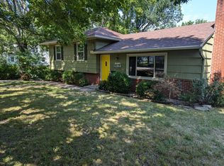 5937 Ballentine St, Shawnee, KS 66203