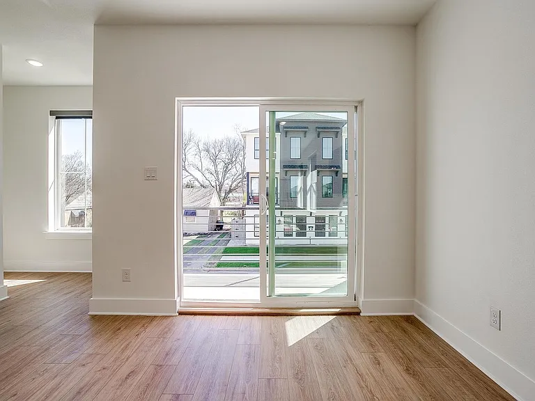 2333 Benbrook Blvd — Photo 13